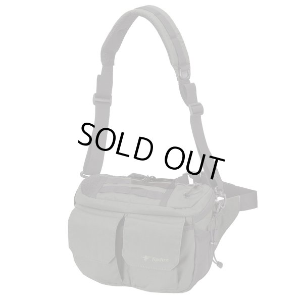 カラー：チャコール