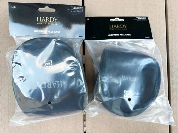 画像1: HARDY  NEOPRENE  REEL  CASE   (M,  L) (1)
