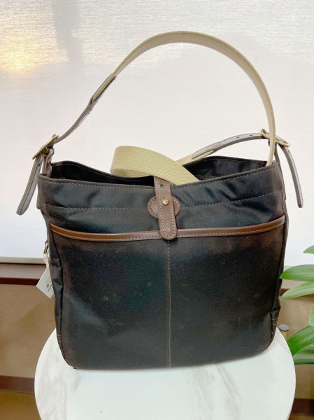 画像1: Akira Craft  A4 ショルダー　Waxed  Cotton   (1)