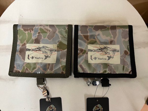 画像1: Fox Fire  FE-CAMO  ライセンスホルダー (1)